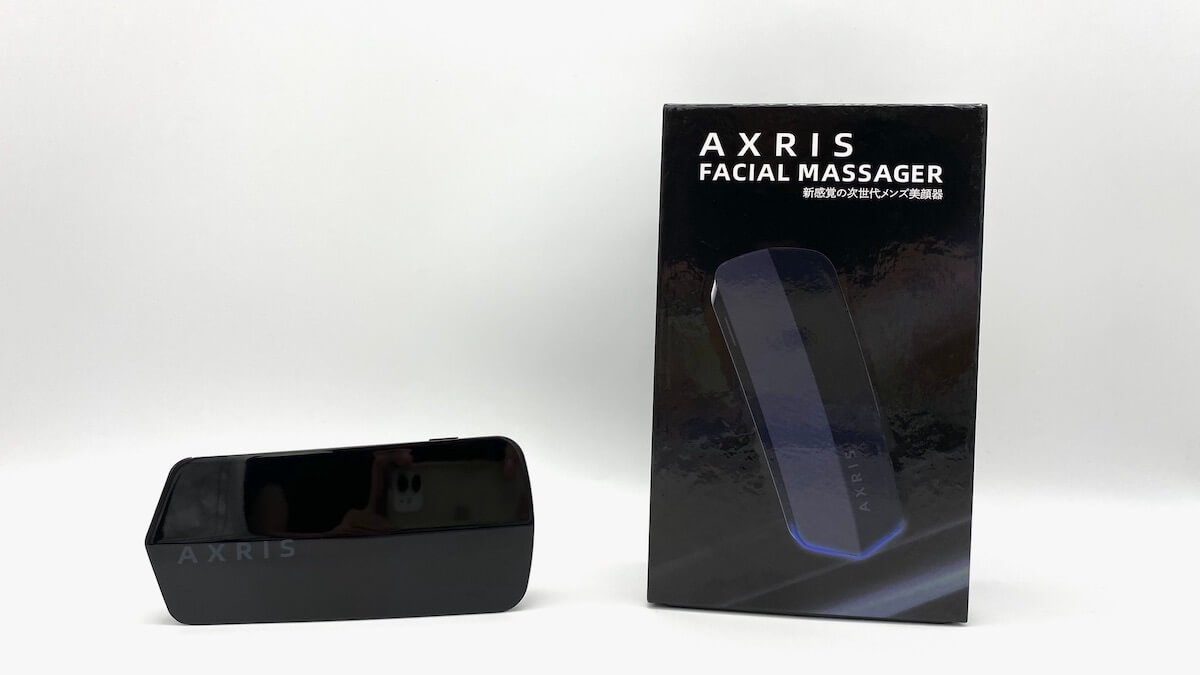 AXRIS美顔器の本体と箱