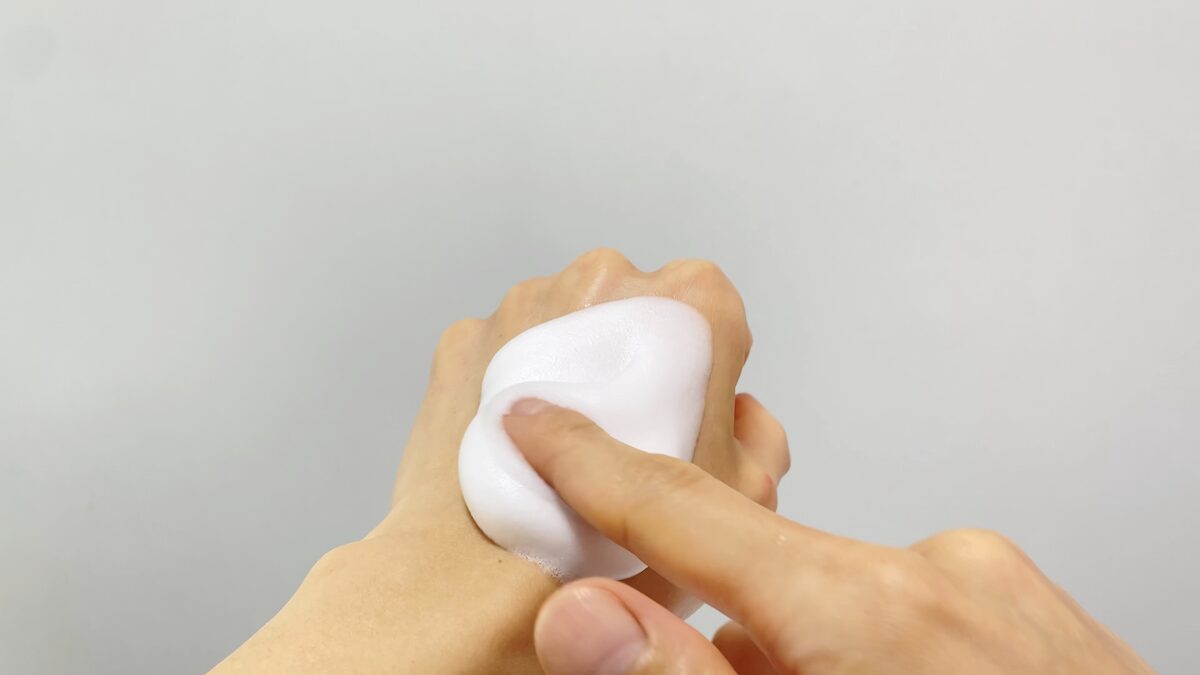 洗顔料はシェービングフォームより泡の弾力が弱い