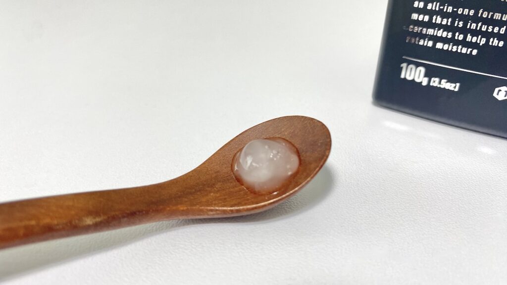 保湿成分が豊富に配合されたZIGEN「オールインワンフェイスジェル」