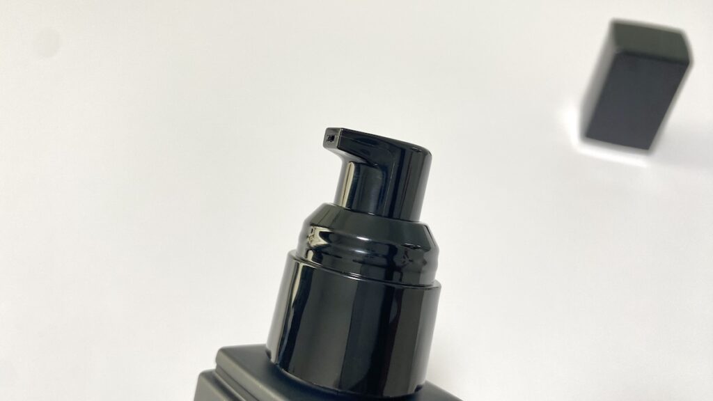 ZIGEN「オールインワンフェイスジェル」の出し口