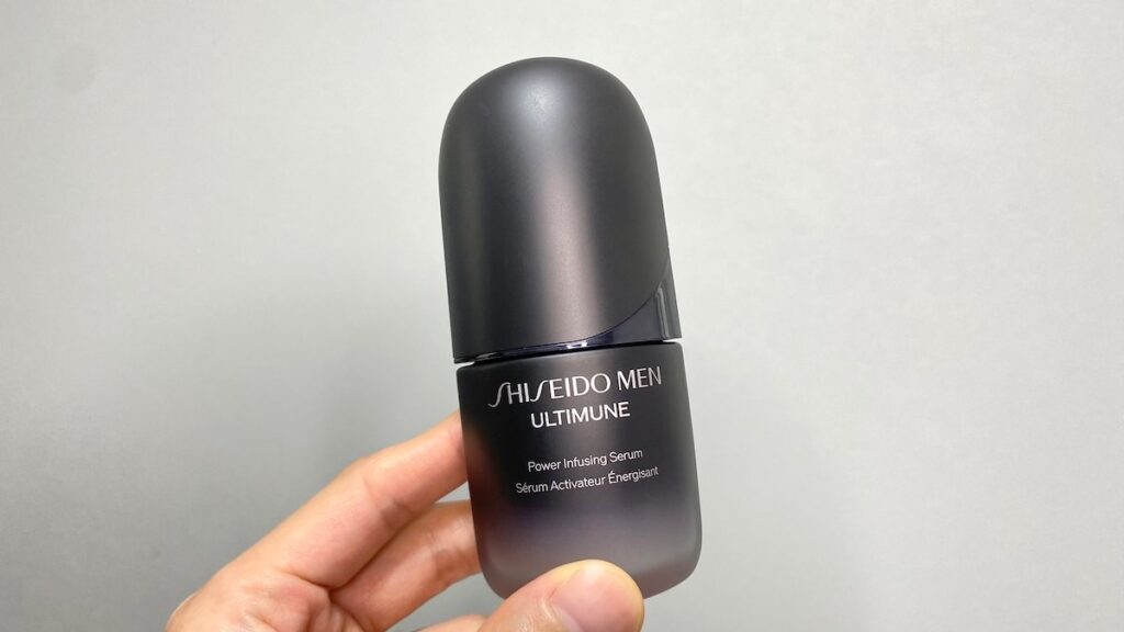 デパコスならではの高級感のある資生堂メンのボトルデザイン